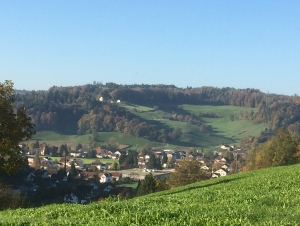 Vom Haus Richtung Dorf